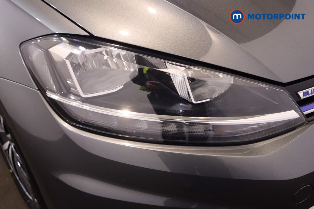 Used Volkswagen Golf 2018 for sale - 78012126: Photo 32