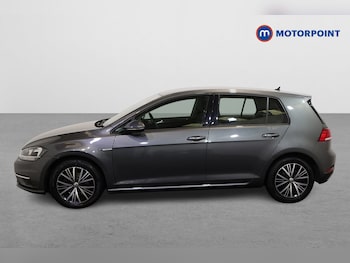 Used Volkswagen Golf 2018 for sale - 78012126: Photo