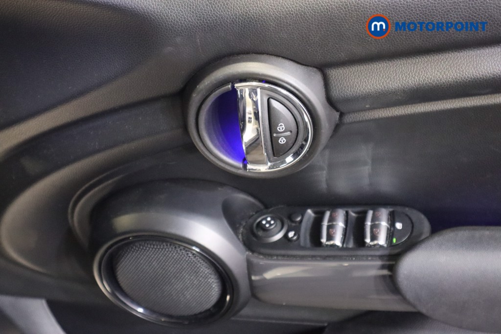 Used MINI Hatch 2019 for sale - 76367242: Photo 19