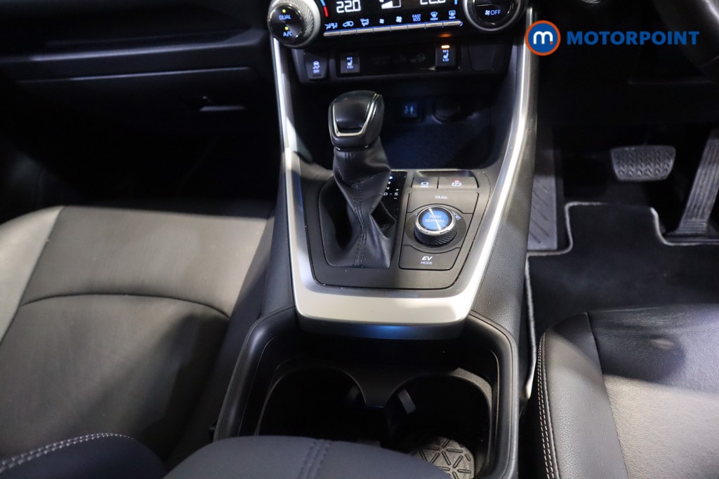 Used Toyota RAV4 2019 for sale - 76961021: Photo 14