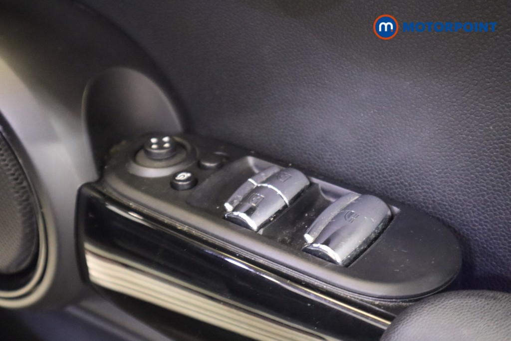 Used MINI Convertible 2019 for sale - 77975986: Photo 22