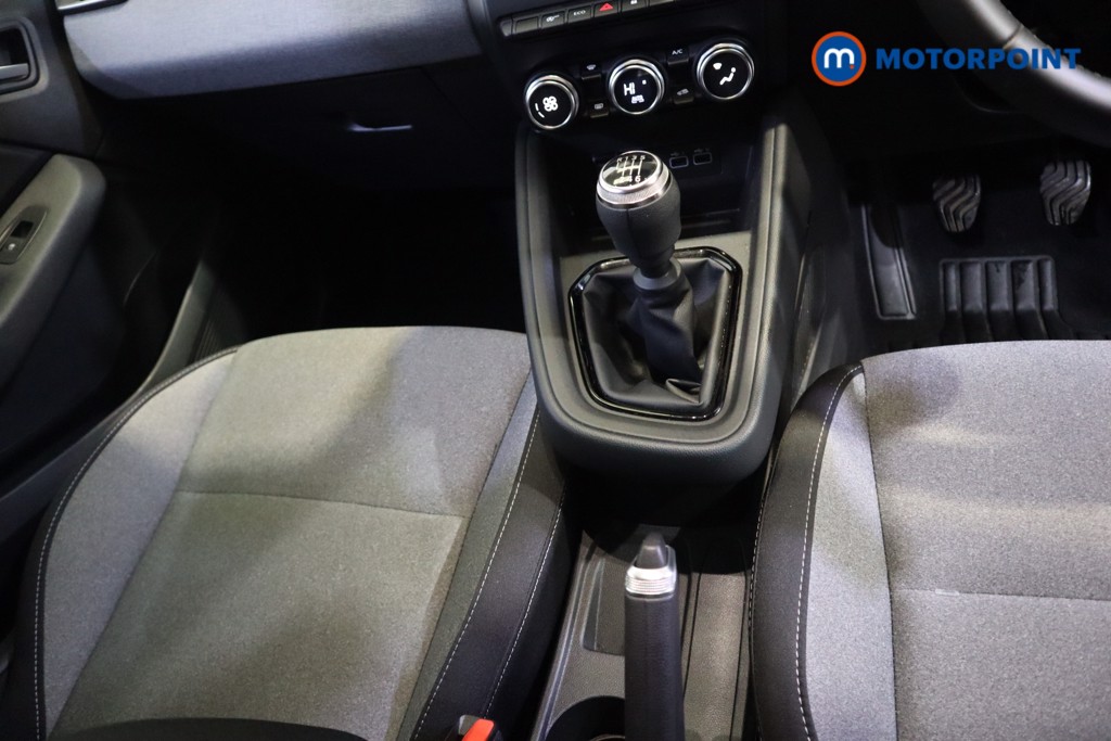 Used Renault Clio 2024 for sale - 76278841: Photo 14