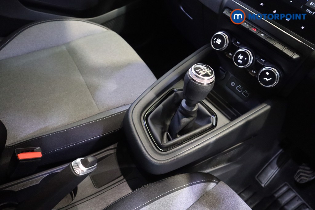 Used Renault Clio 2024 for sale - 76278841: Photo 15