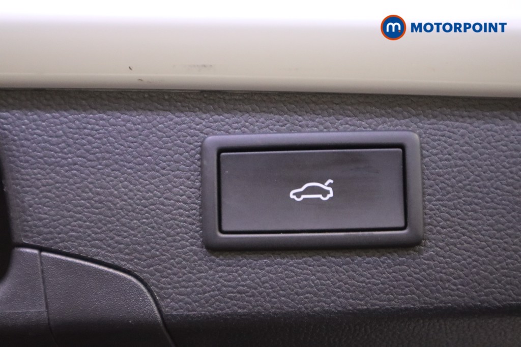 Used Volkswagen Passat 2025 for sale - 77946552: Photo 40