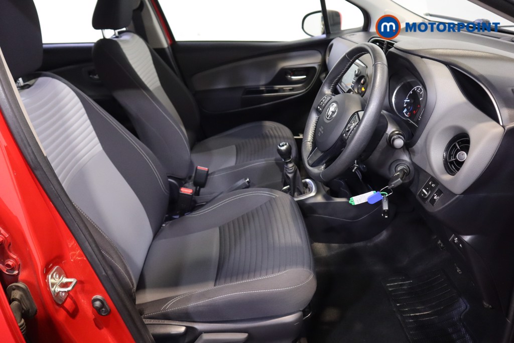 Used Toyota Yaris 2019 for sale - 77286449: Photo 14