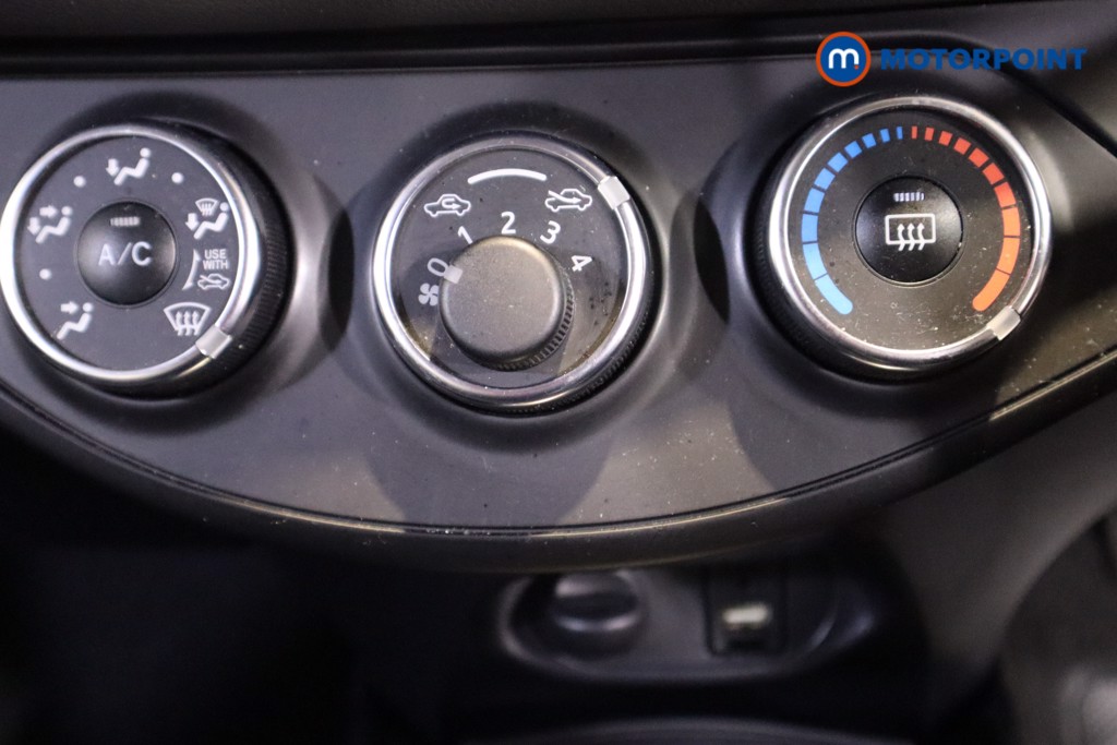 Used Toyota Yaris 2019 for sale - 77286449: Photo 30