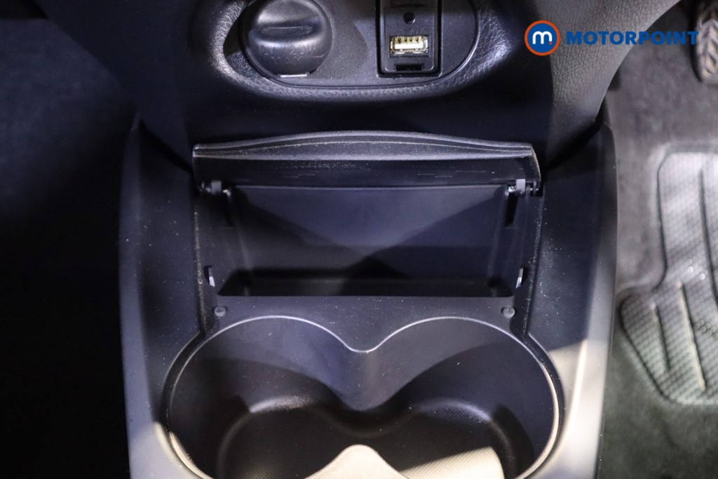 Used Toyota Yaris 2019 for sale - 77286449: Photo 31