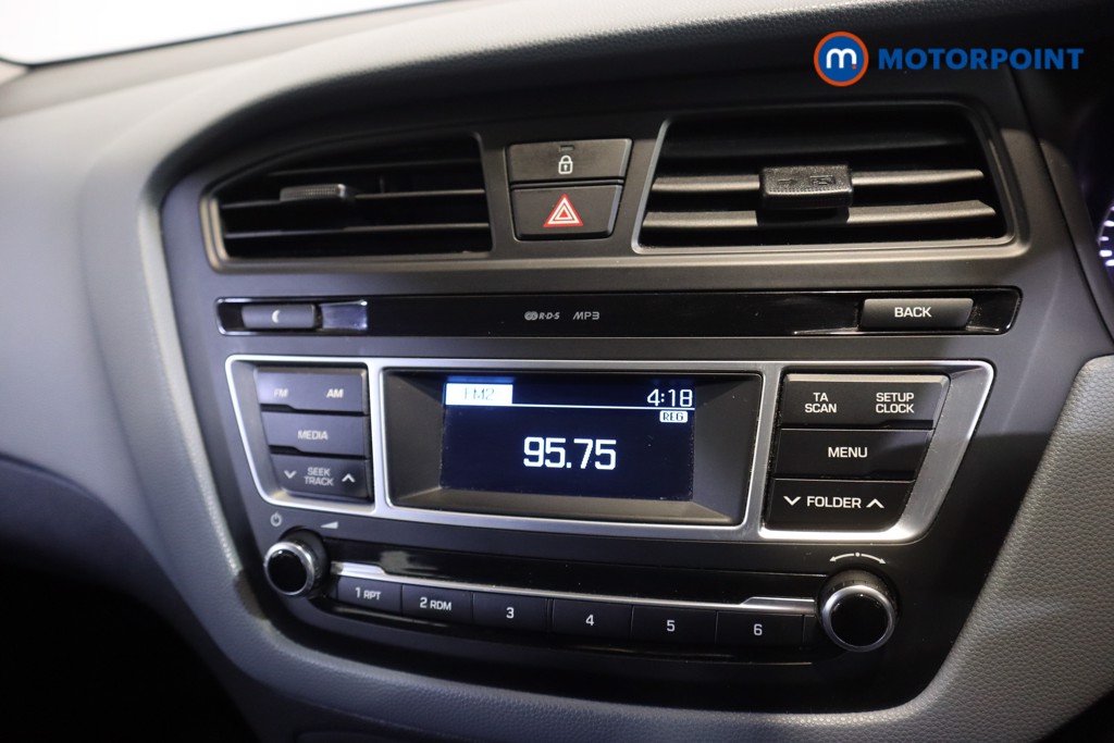 Used Hyundai i20 2016 for sale - 76494751: Photo 9