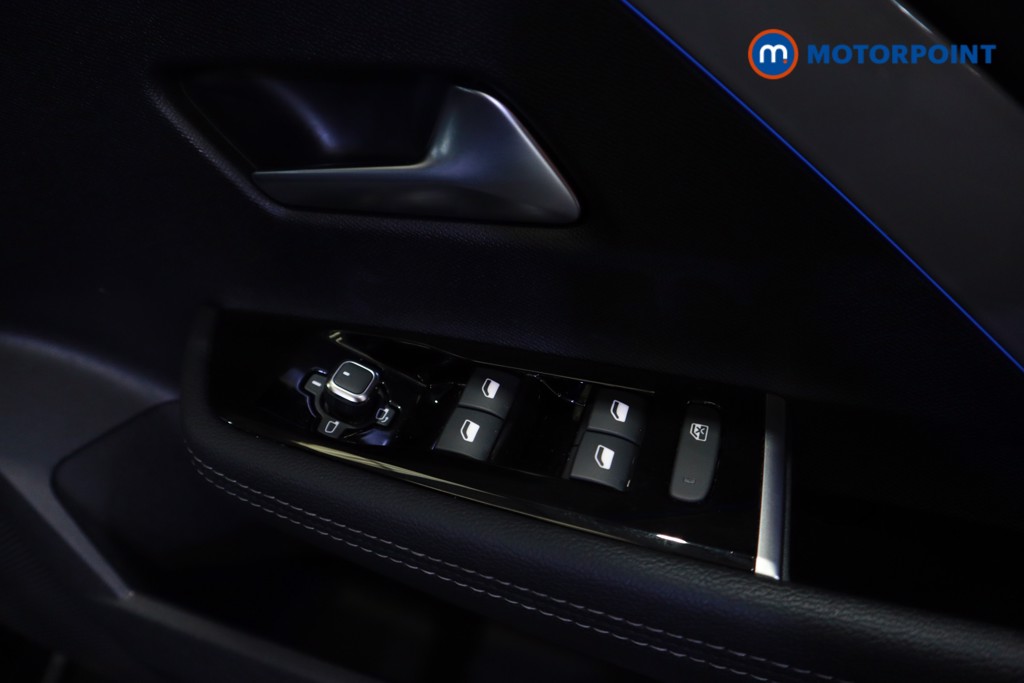 Used Vauxhall Astra 2023 for sale - 77966239: Photo 11