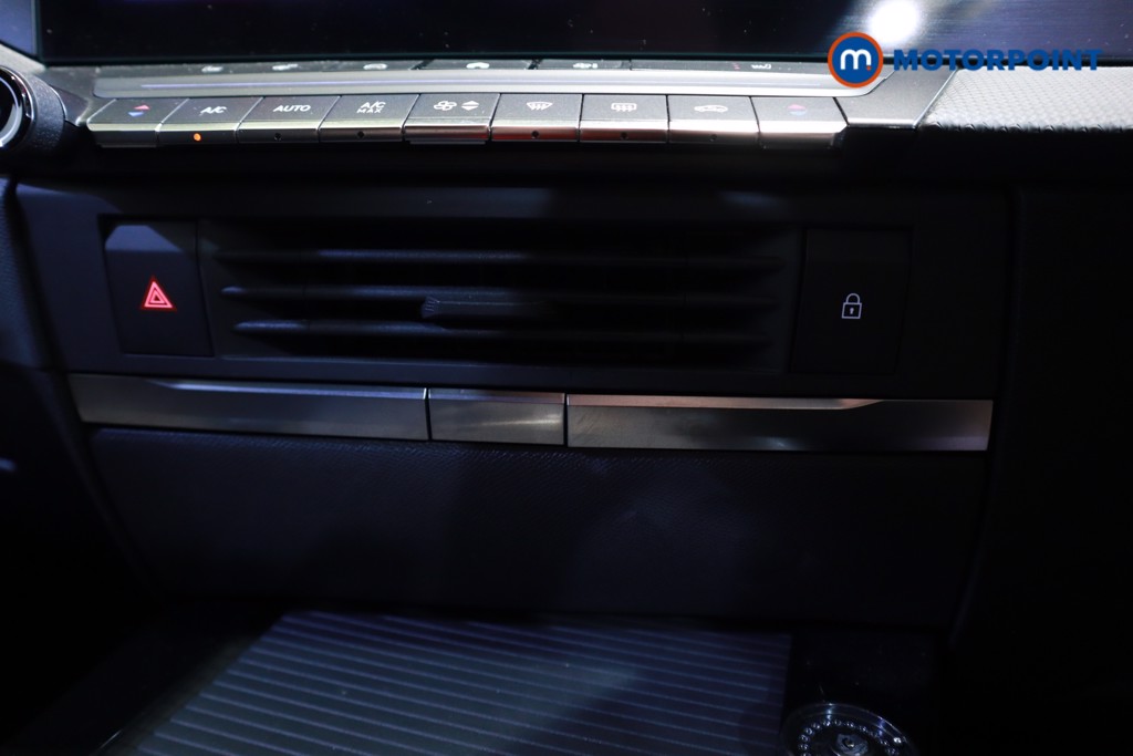 Used Vauxhall Astra 2023 for sale - 77966239: Photo 30