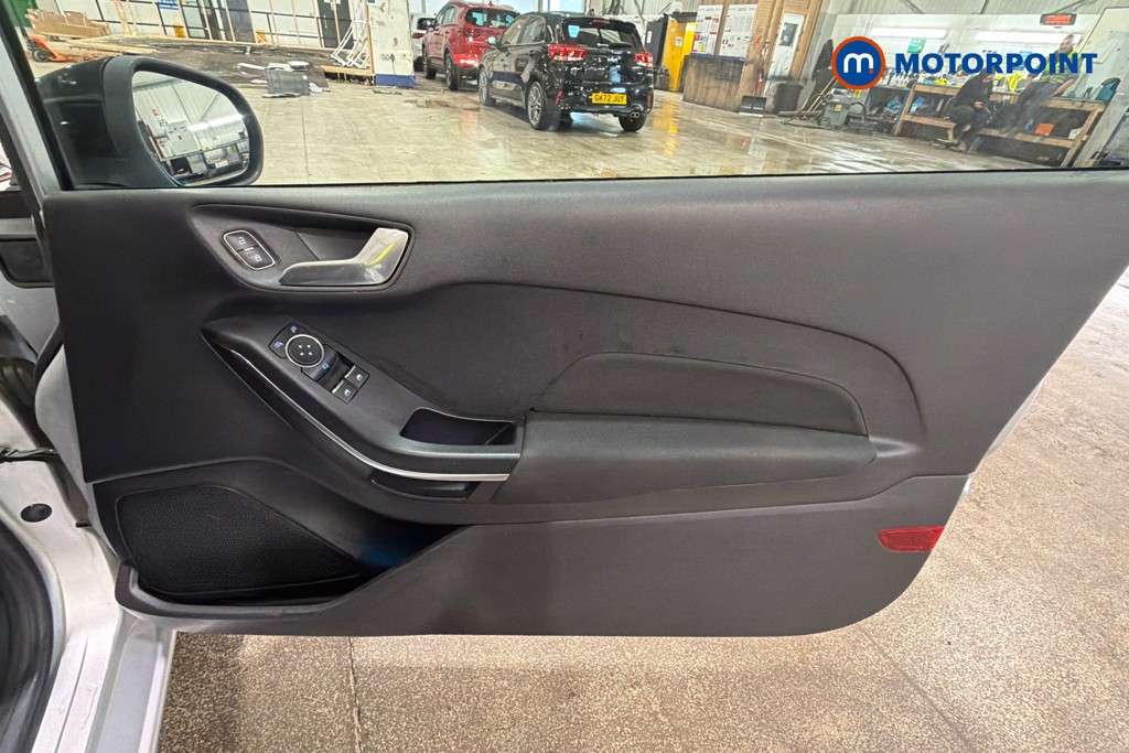 Used Ford Fiesta 2018 for sale - 78133917: Photo 24