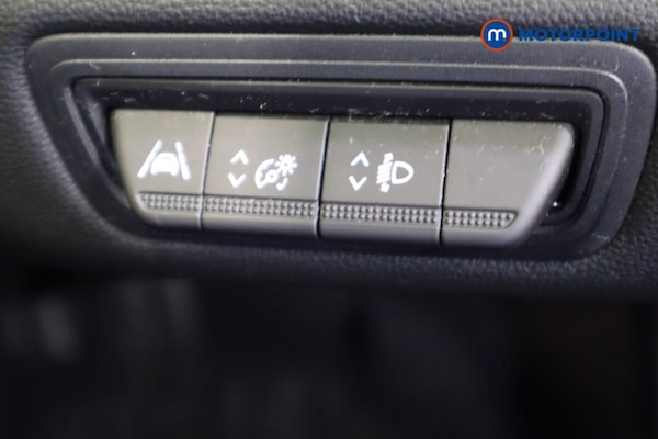 Used Renault Captur 2020 for sale - 76196846: Photo 24