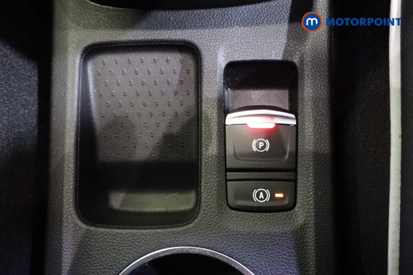 Used Renault Captur 2020 for sale - 76196846: Photo 31