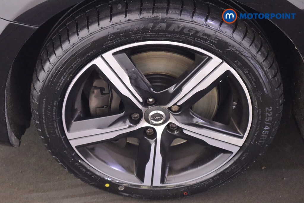 Used Volvo V40 2019 for sale - 77529690: Photo 32