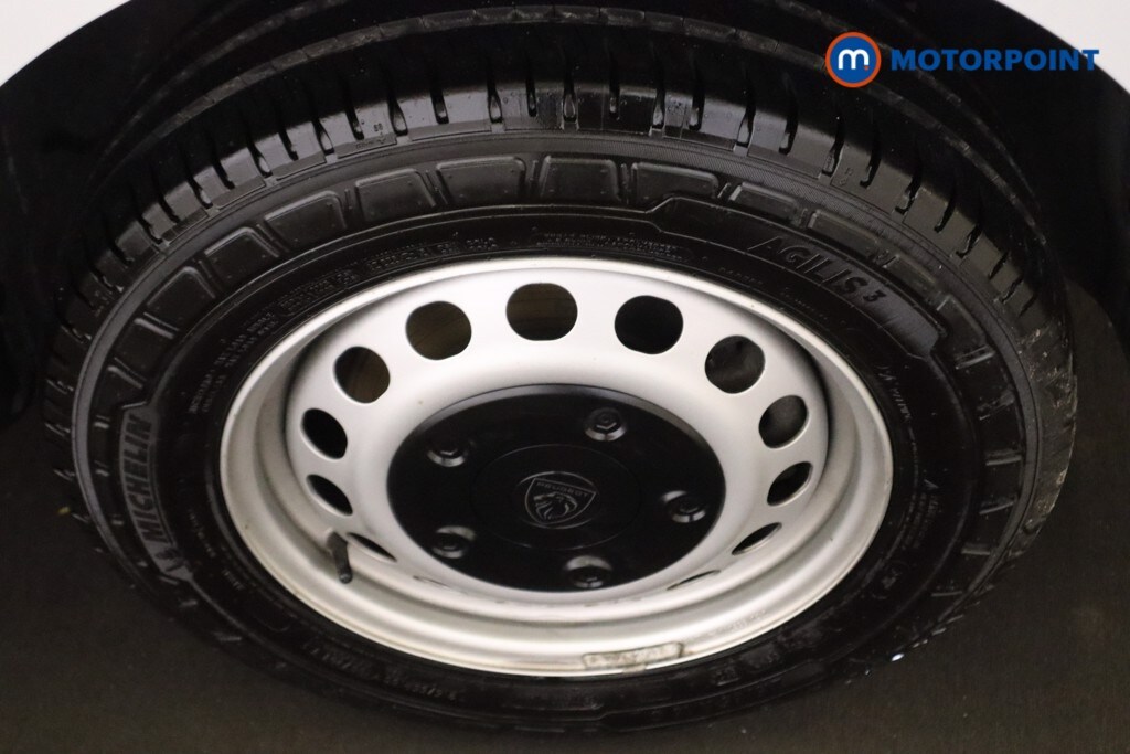 Used Peugeot Expert 2025 for sale - 77830901: Photo 17