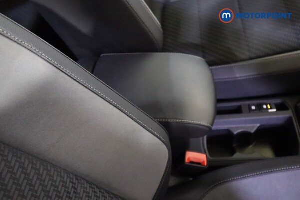 Used Volkswagen T-Roc 2021 for sale - 75641766: Photo 30