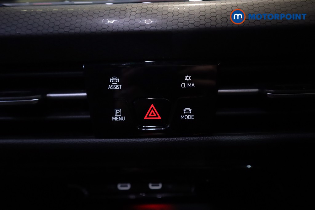 Used Volkswagen Golf 2024 for sale - 77235968: Photo 28