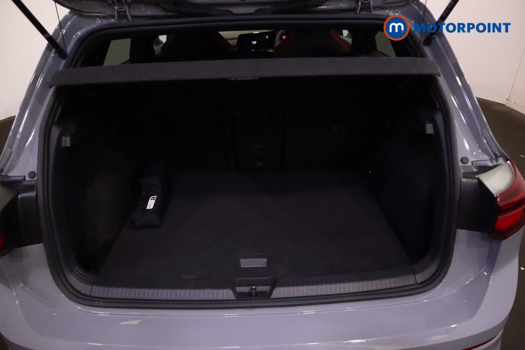 Used Volkswagen Golf 2024 for sale - 77235968: Photo 39