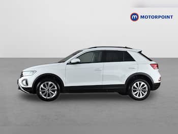 Used Volkswagen T-Roc 2024 for sale - 79660122: Photo