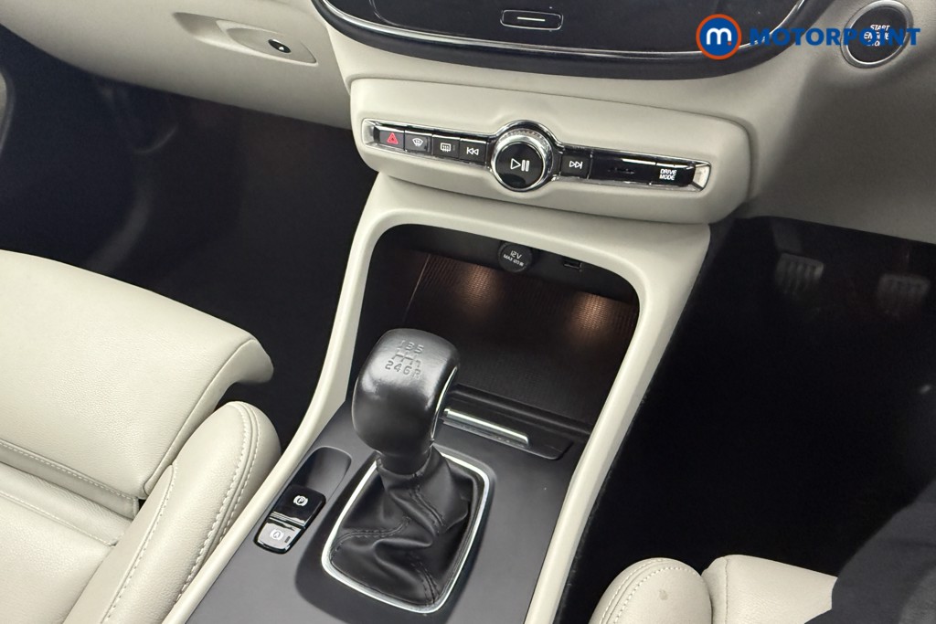 Used Volvo XC40 2020 for sale - 76862789: Photo 12