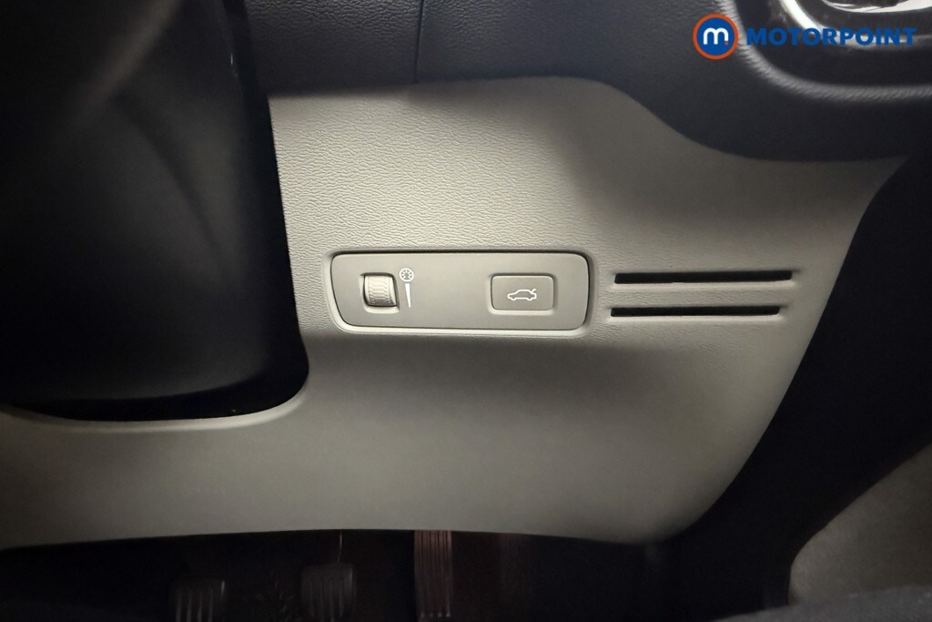 Used Volvo XC40 2020 for sale - 76862789: Photo 17