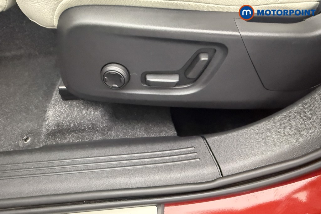 Used Volvo XC40 2020 for sale - 76862789: Photo 27