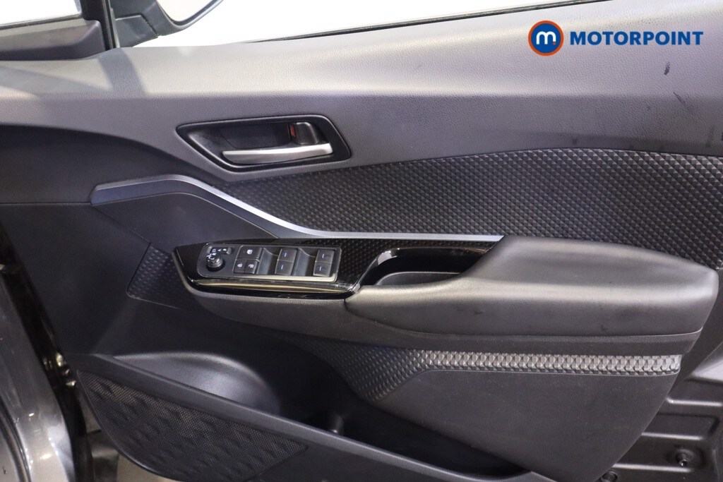 Used Toyota C-HR 2020 for sale - 76739024: Photo 21