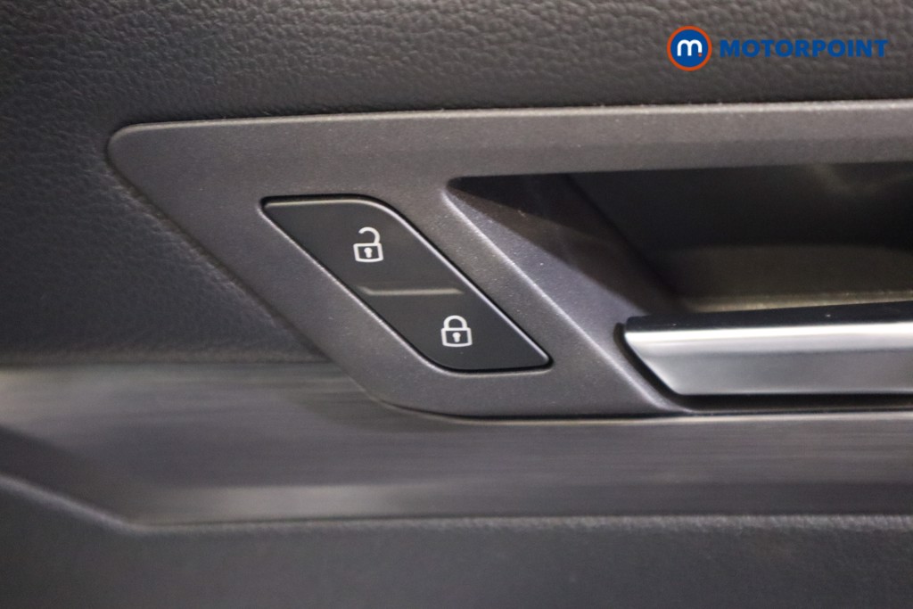 Used Volkswagen Golf 2021 for sale - 76311931: Photo 20