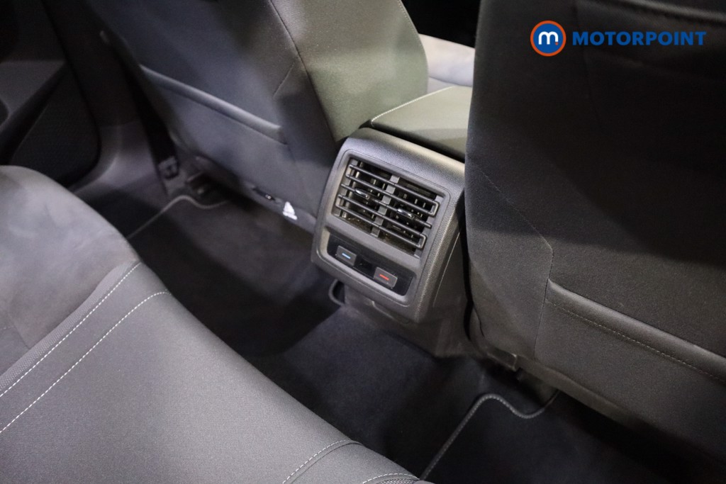 Used Volkswagen Golf 2021 for sale - 76311931: Photo 28