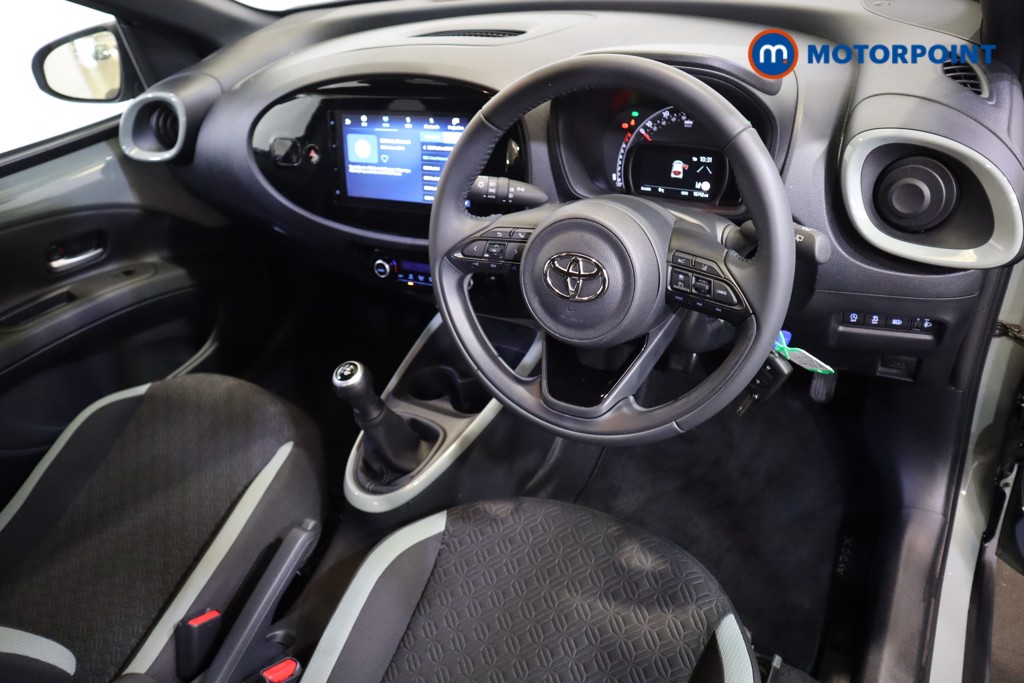 Used Toyota Aygo X 2024 for sale - 76426013: Photo 9