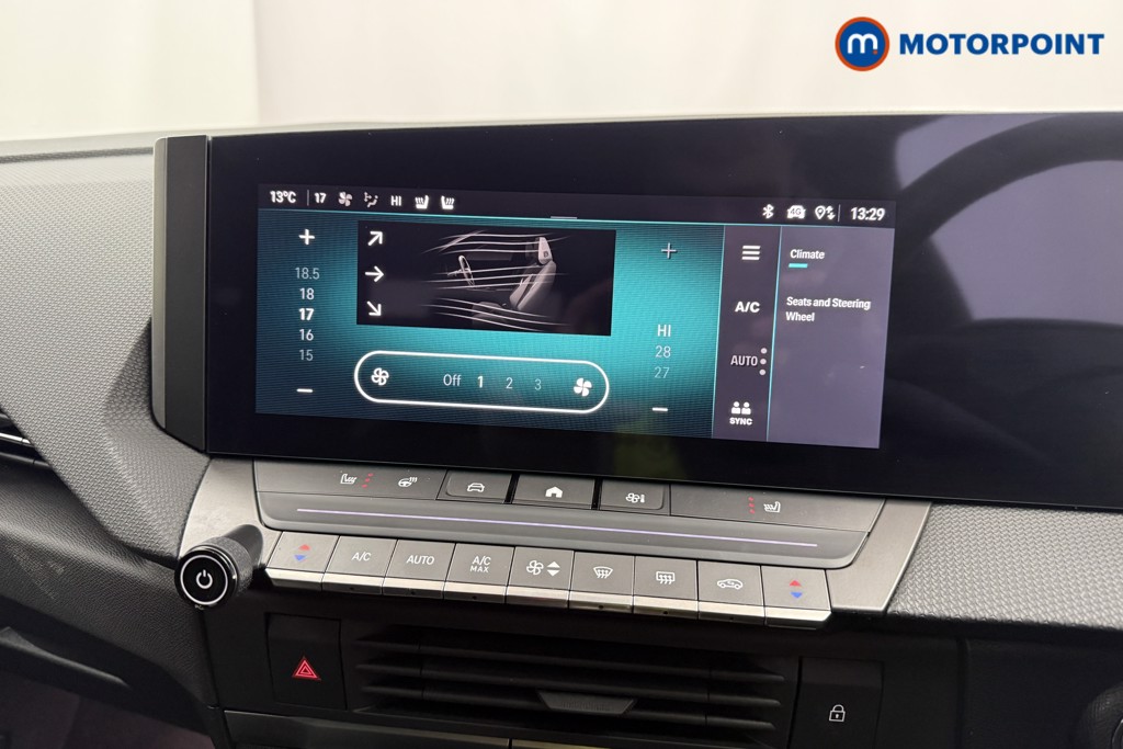 Used Vauxhall Astra 2024 for sale - 77432007: Photo 16