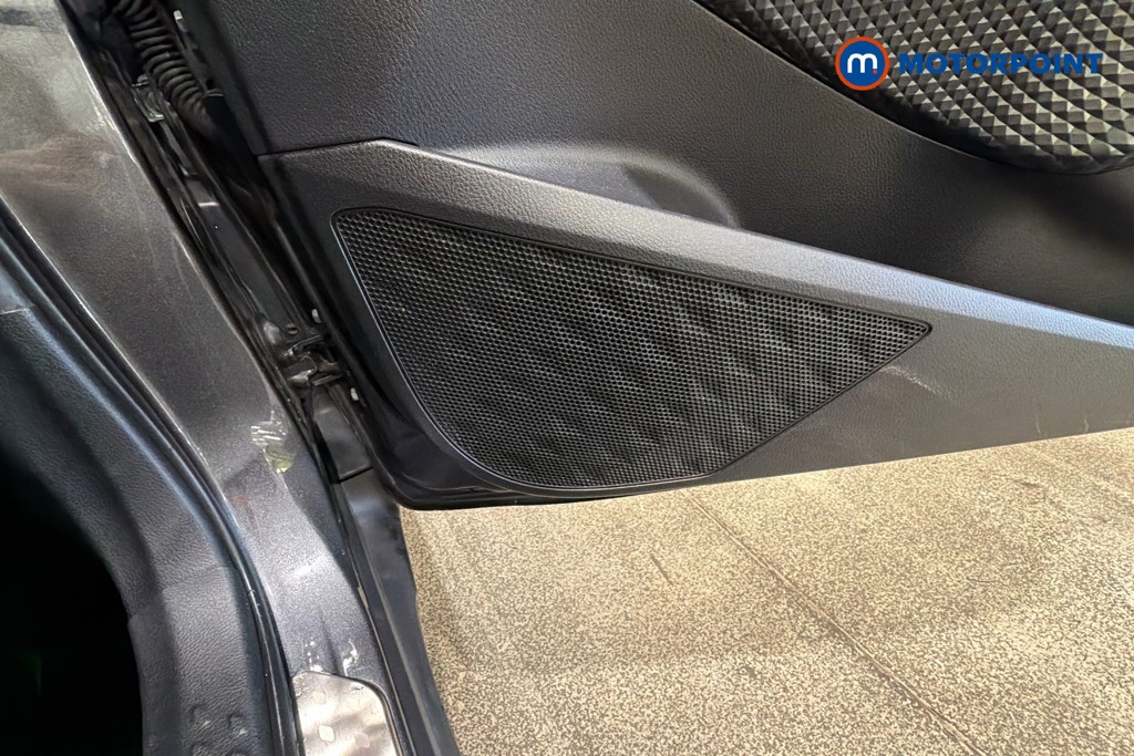 Used Toyota C-HR 2021 for sale - 78144990: Photo 26