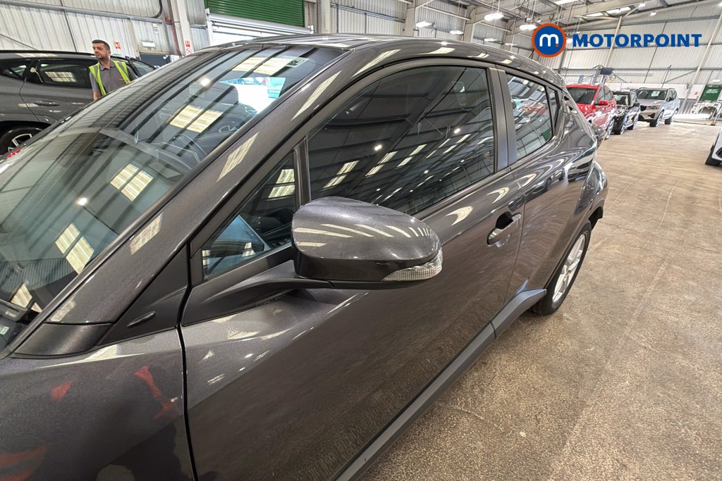 Used Toyota C-HR 2021 for sale - 78144990: Photo 38