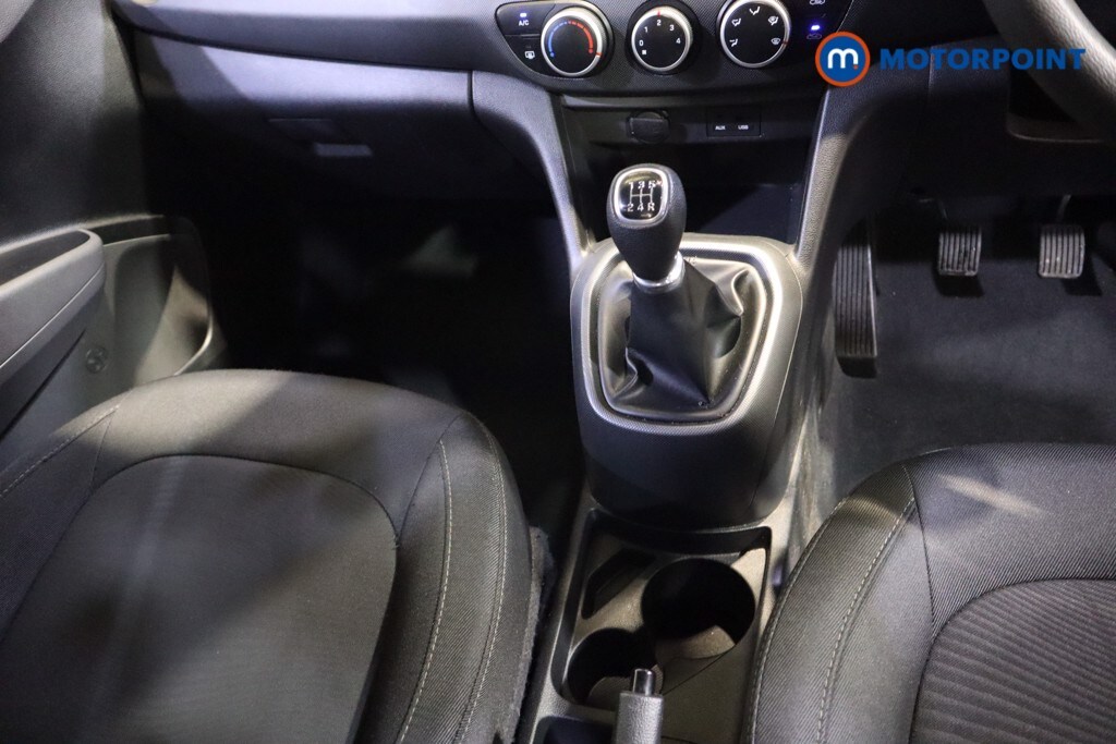 Used Hyundai i10 2017 for sale - 77601473: Photo 14