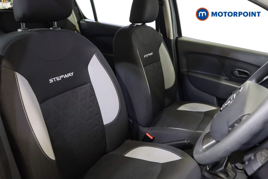 Used Dacia Sandero Stepway 2016 for sale - 77002181: Photo 15