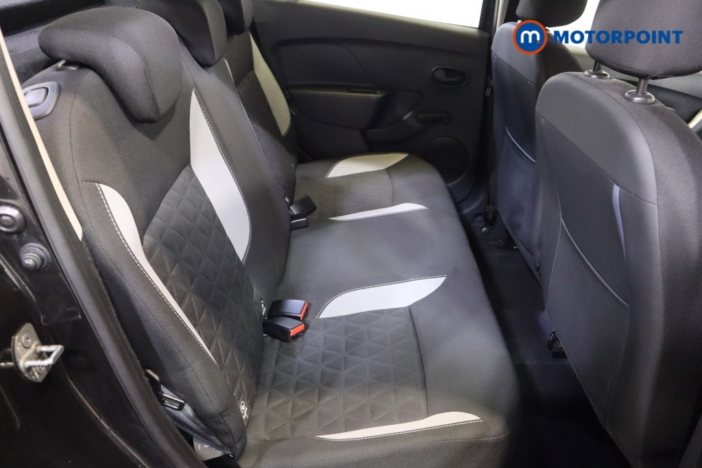 Used Dacia Sandero Stepway 2016 for sale - 77002181: Photo 16