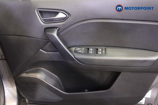 Used Renault Captur 2022 for sale - 76263634: Photo 21