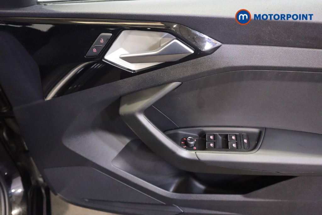 Used Audi A1 2023 for sale - 76854892: Photo 17