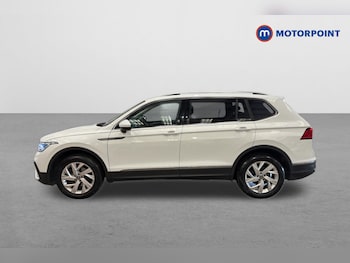 Used Volkswagen Tiguan Allspace 2023 for sale - 78340921: Photo