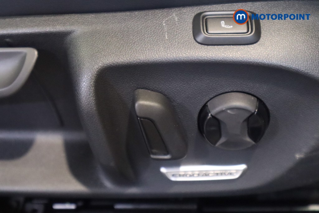 Used Volkswagen Passat 2025 for sale - 75985320: Photo 24