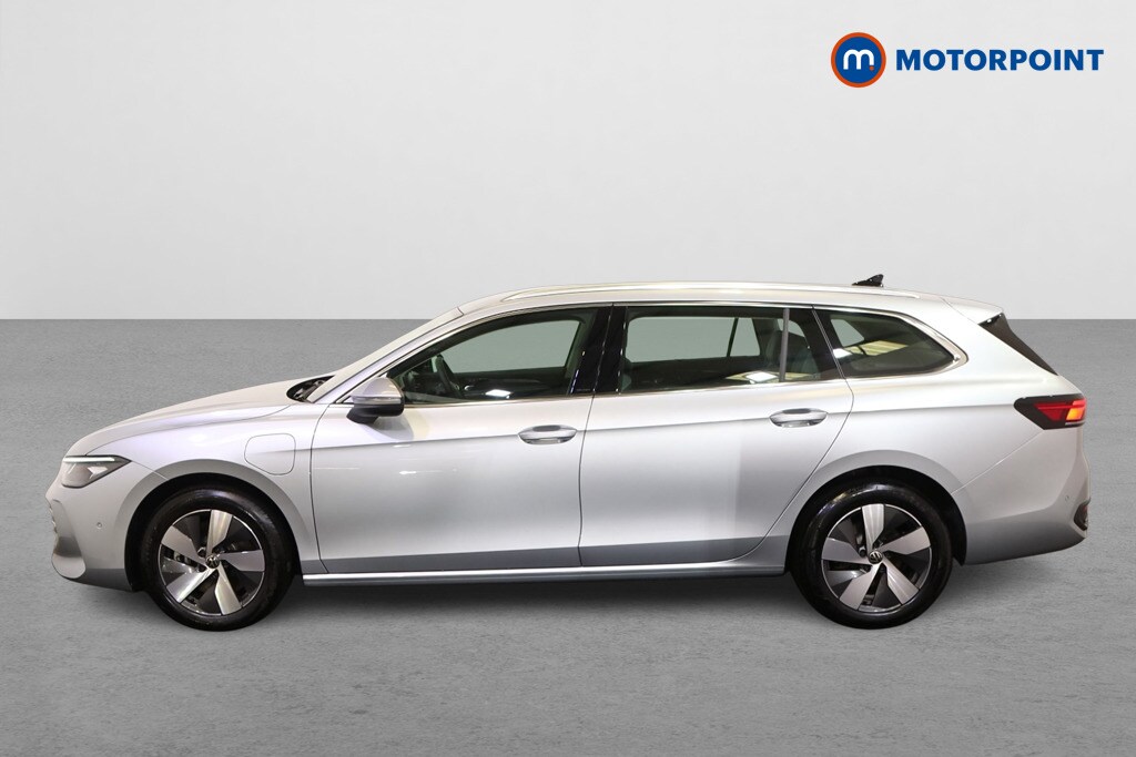 Used Volkswagen Passat 2025 for sale - 75985320: Photo 4
