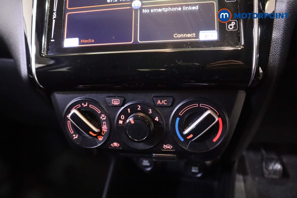 Used Suzuki Swift 2021 for sale - 76303410: Photo 13