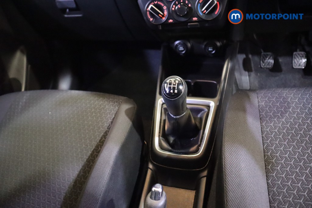 Used Suzuki Swift 2021 for sale - 76303410: Photo 14