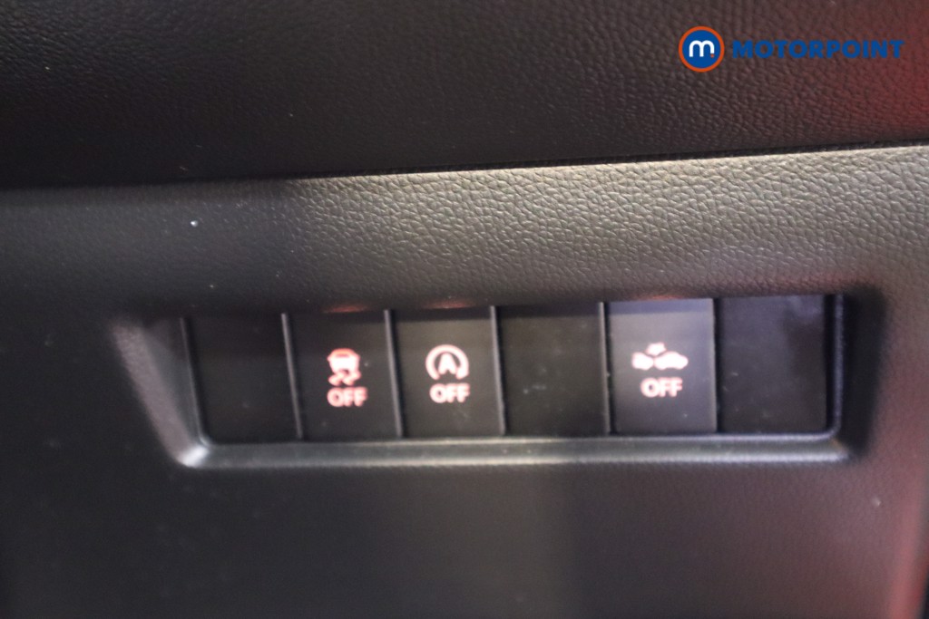 Used Suzuki Swift 2021 for sale - 76303410: Photo 20