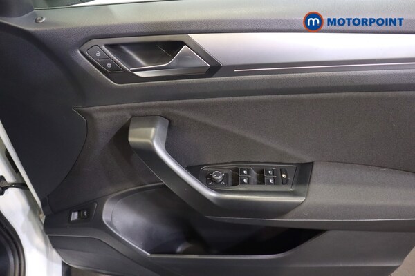 Used Volkswagen T-Roc 2022 for sale - 76080166: Photo 15