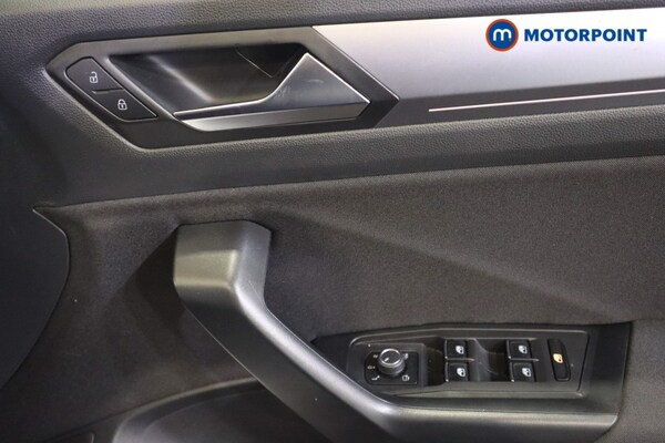 Used Volkswagen T-Roc 2022 for sale - 76080166: Photo 16