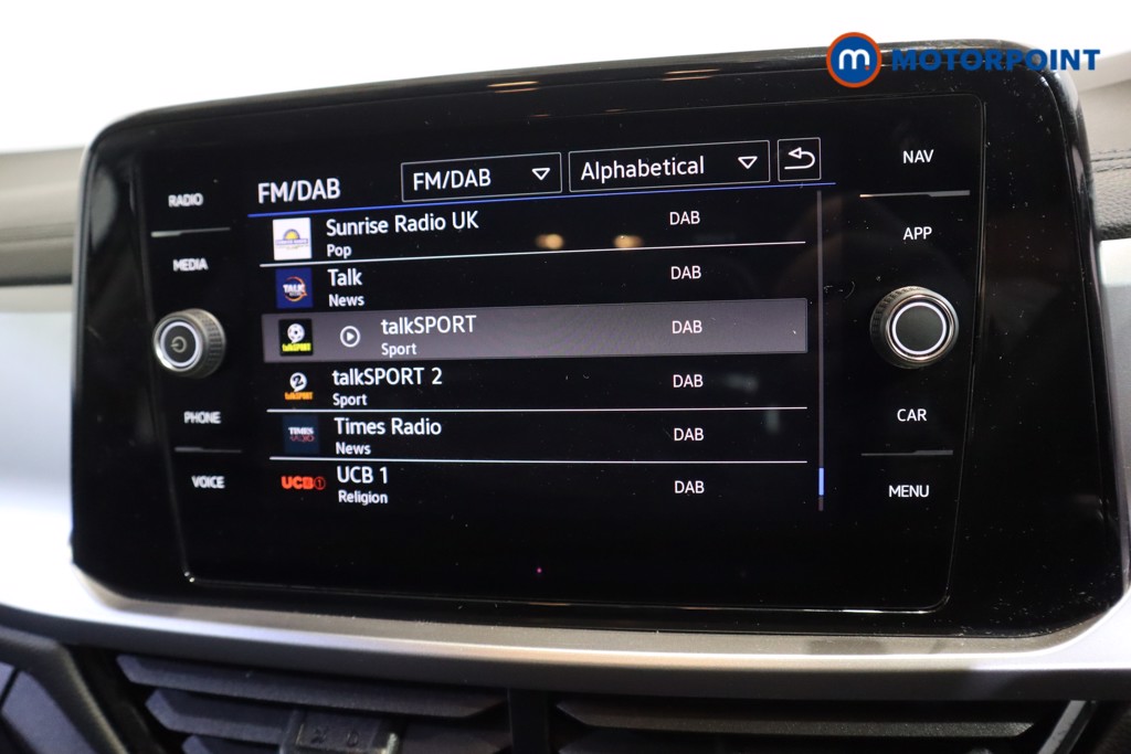 Used Volkswagen T-Roc 2024 for sale - 77446509: Photo 10