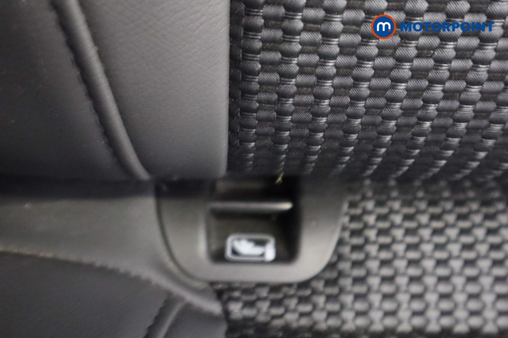 Used Suzuki SX4 S-Cross 2023 for sale - 77354778: Photo 39