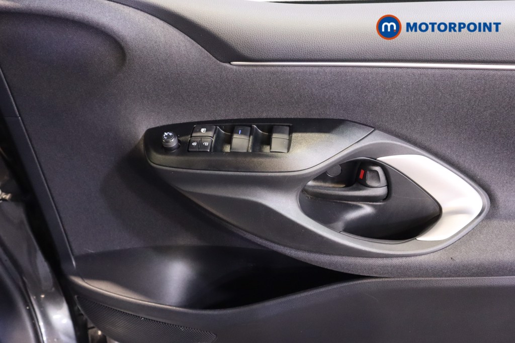 Used Toyota Yaris 2023 for sale - 77180190: Photo 17