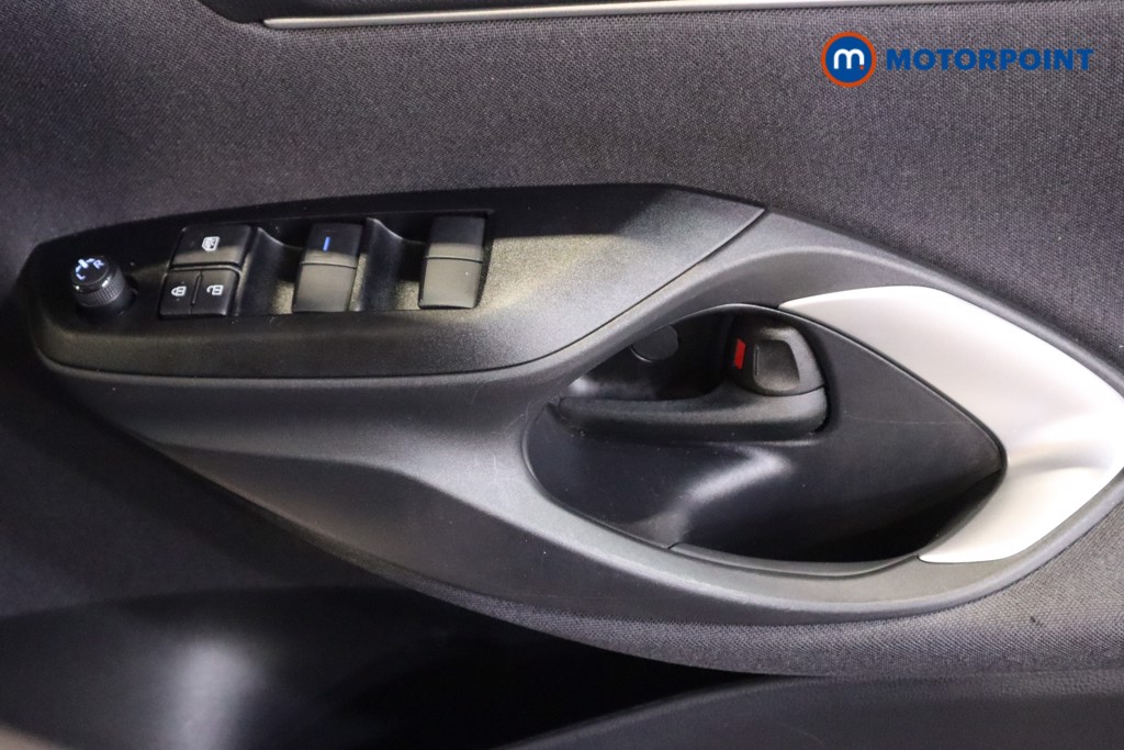 Used Toyota Yaris 2023 for sale - 77180190: Photo 18